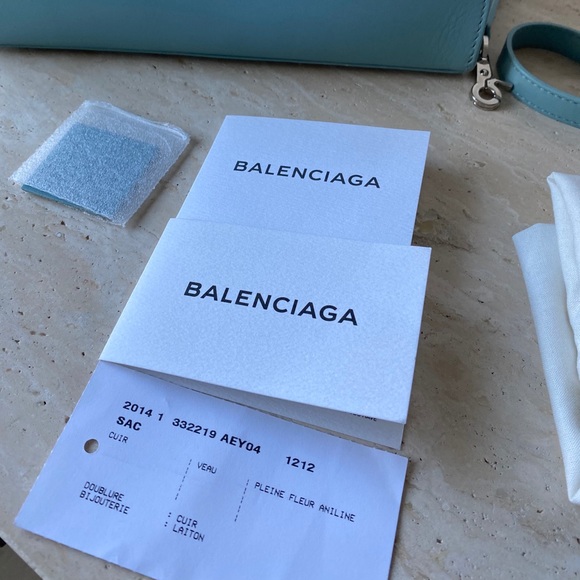 Authentic Balenciaga Le Dix Mini Tote - Picture 6 of 9